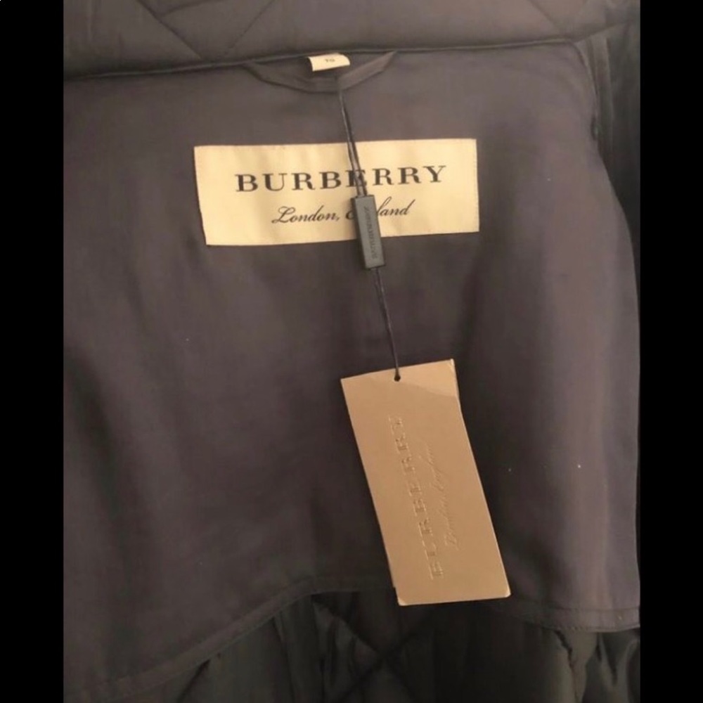 Burberry woman’s Coat - Picture 3 of 4